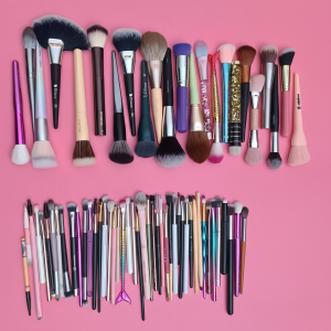 Branded Professional Makeup Brushes by Weight – Ultra-Soft, Available in KGs